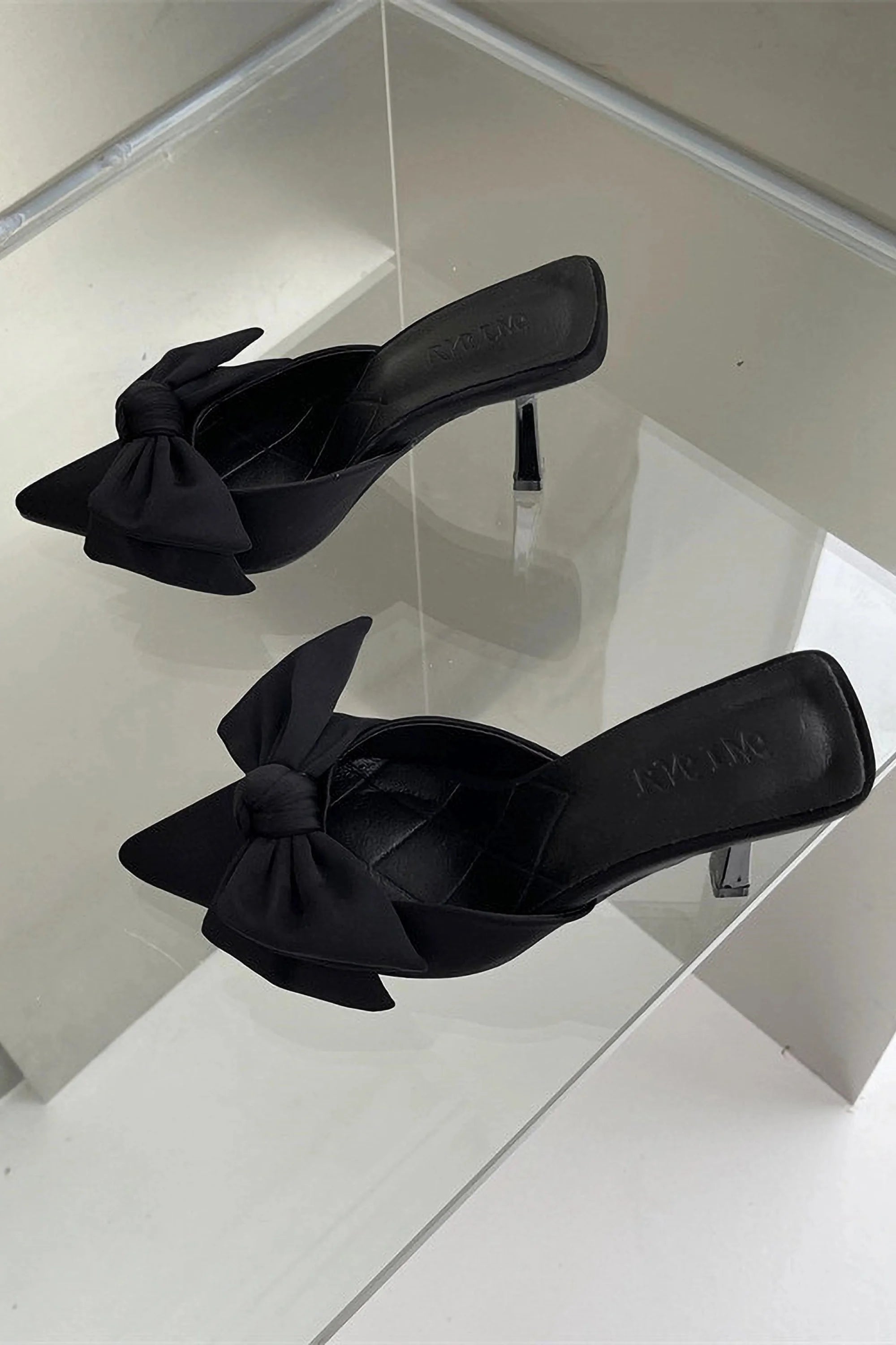 Black Pointed Toe Bow Tie Kitten Heels Mule / 5 Shoes