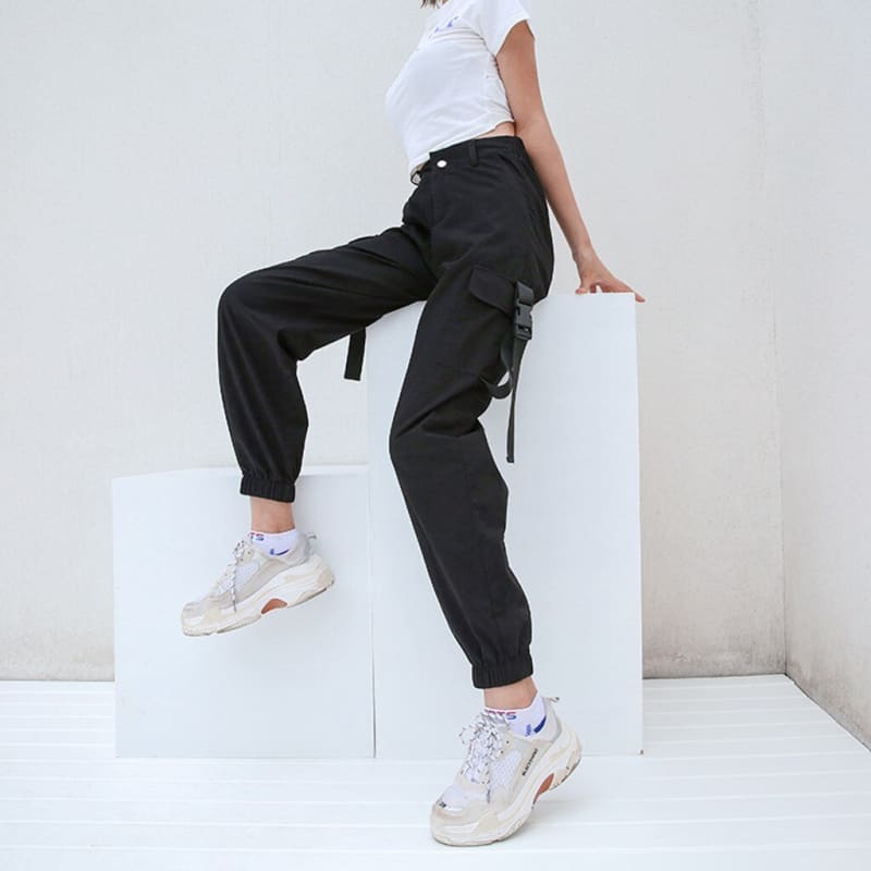 Womens Black High Waist 4 Pocket Strapped Cargo Pant Pant